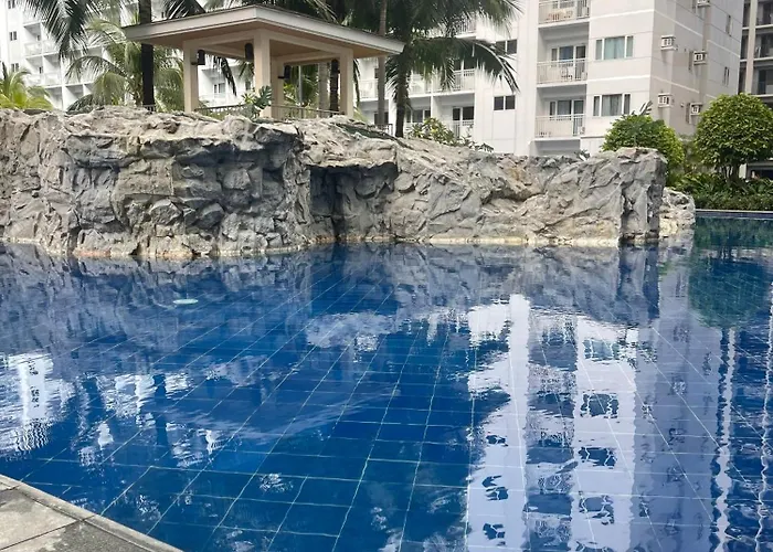 Aparthotel 1 Bedroom Unit With Balcony 15th Floor - Pool View 7mins Walk To Moa
